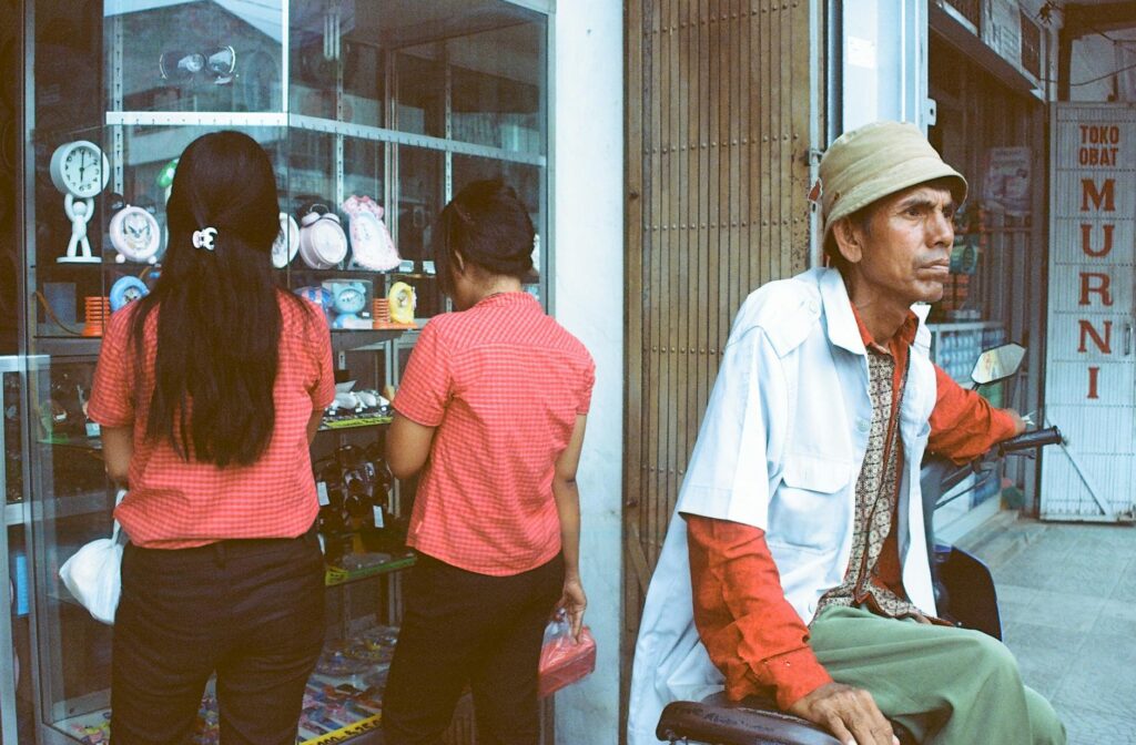 Ứng Dụng Chiêm Nghiệm Nhân Sinh Vào Cuộc Sống Hàng Ngày